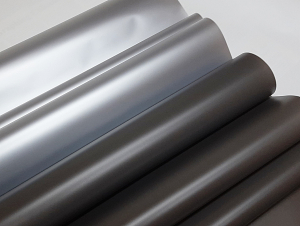 Калька  для упаковки цветов , цвет черный с серебром .( 60х1000 см )