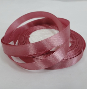 Лента атласная 12 мм( 23 метра) помаднорозовый .