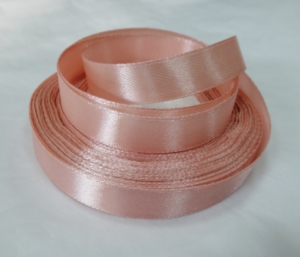 Лента атласная 12мм цвет. 41 персиково- розовый (23 метра)
