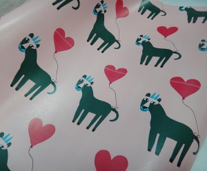 Бумага для упаковки подарков ( 10 метров х70 см ).