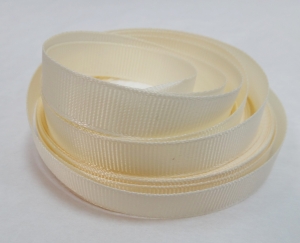 Лента репсовая 1.2см, 23м цв . ваниль