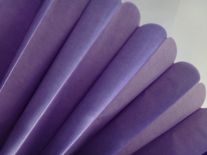 Сиреневый помпон - 30 см 7555