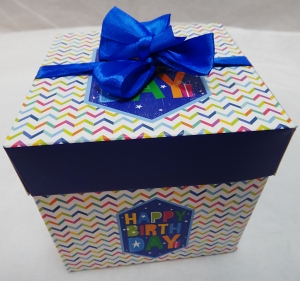  Коробка складная  (10,5х10,5х5см  )