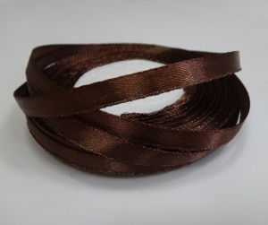 Лента атласная 7 мм(цв.31\ 32 коричневый 23 метра)