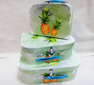 Подарочная коробка чемодан 9845 (3 шт )